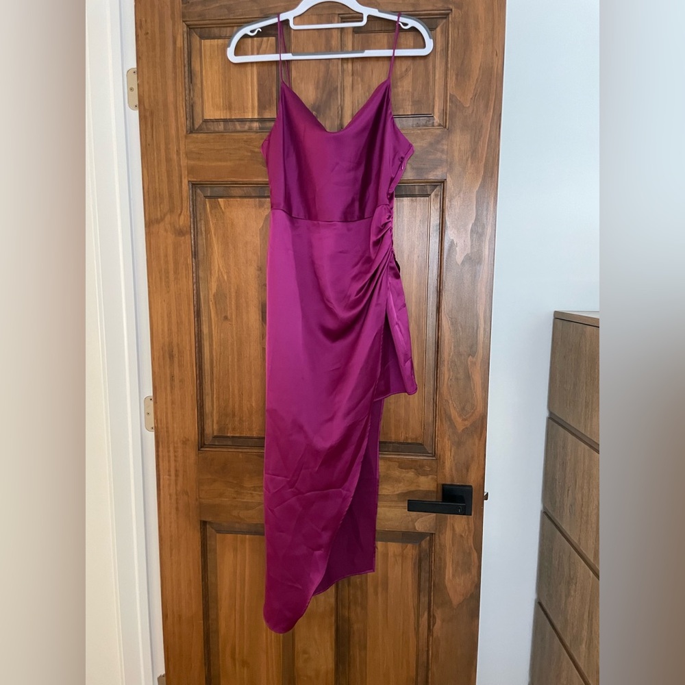 🆕 Zara Asymmetrical Magenta Dress